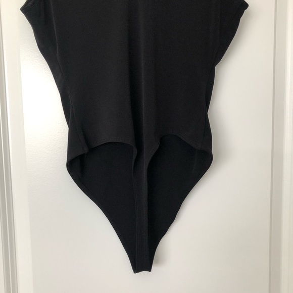 Leith | V-neck Thong Bodysuit - Picture 6 of 10